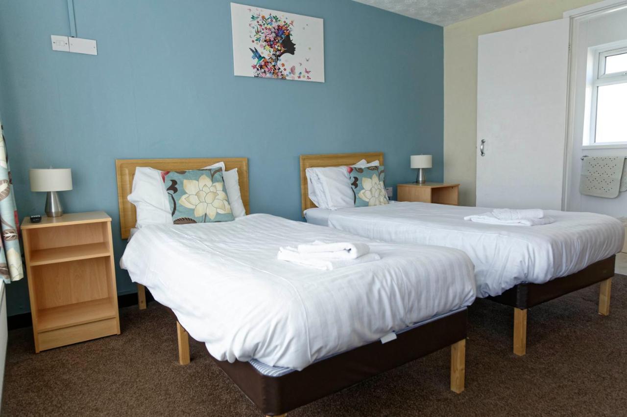 Sand Bay Holiday Village - Adults Only เวสตัน-ซูเปอร์-แมร์ ภายนอก รูปภาพ