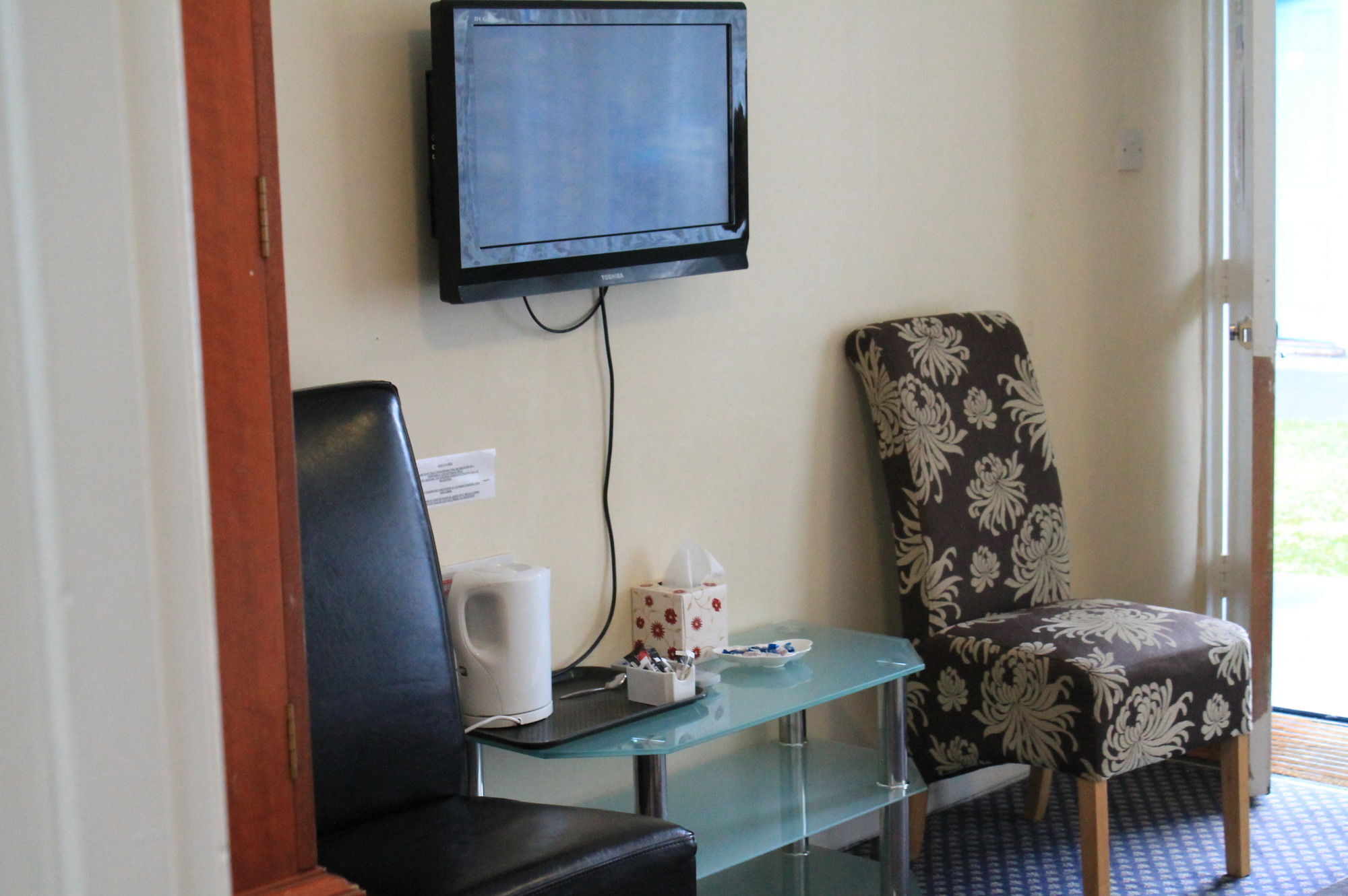 Sand Bay Holiday Village - Adults Only เวสตัน-ซูเปอร์-แมร์ ภายนอก รูปภาพ
